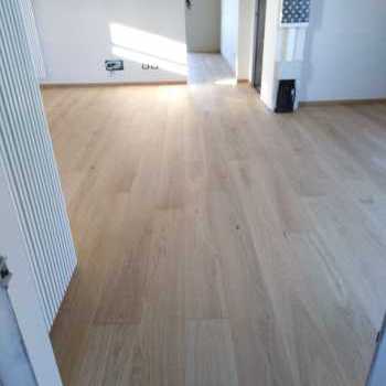 Parquet in rovere naturale verniciato